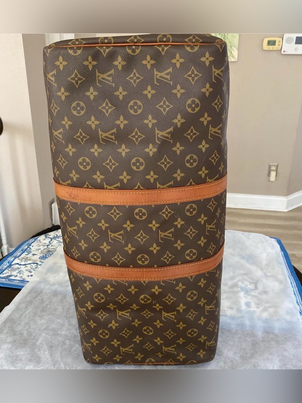 Louis Vuitton Keepall 55 Monogram Duffle Bag - Picture 6 of 8
